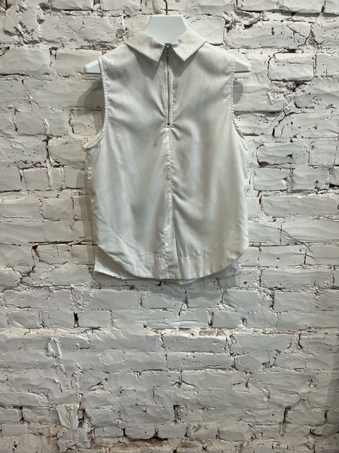 WHITE SLEEVELESS COLLAR SHIRT
